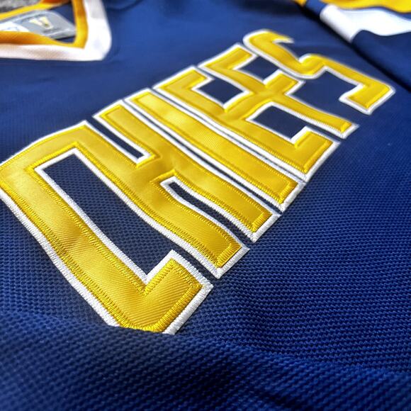 CCM Hanson Brothers Charlestown Chiefs Slap Shot Hockey Jersey Blue/Yellow 50 - Picture 4 of 7